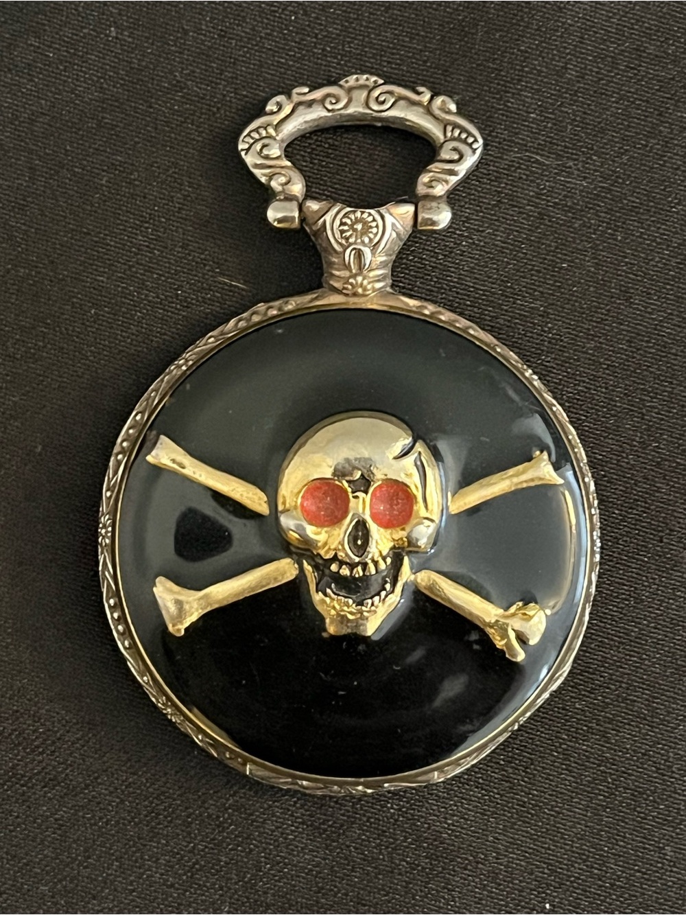 Vintage Infinity Quartz Gold Skull & Crossbones Pocket Watch